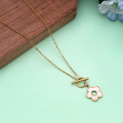 White Color Stainless Steel Anti Tarnish Necklace Perfect For Elegant Western Fashion Looks