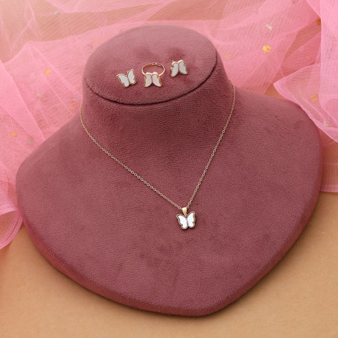 White Color Anti Tarnish Necklace Set With Classic Stylish Everyday Wear Look