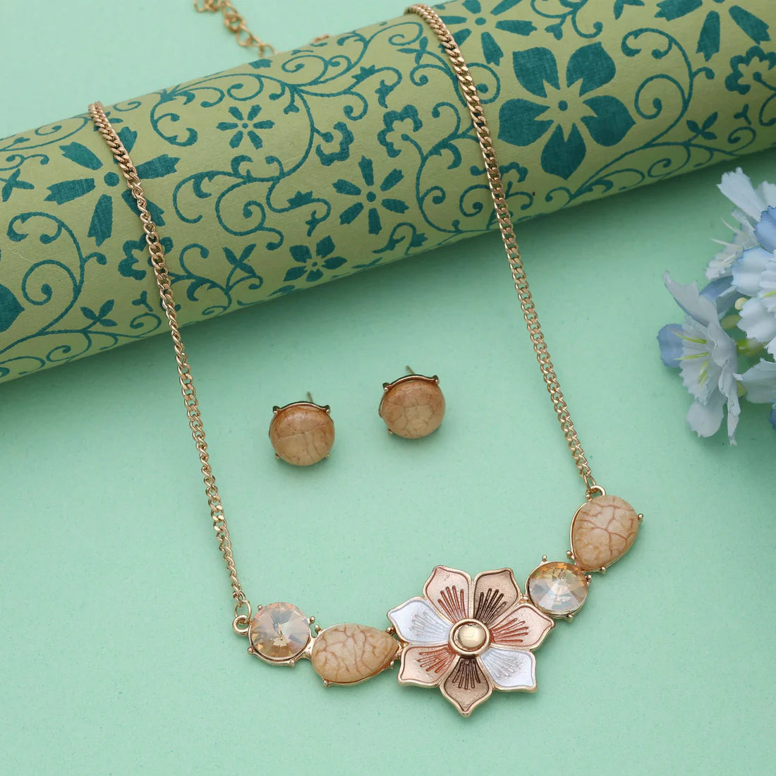 Gold Color Flower Design Anti Tarnish Necklace Set With Premium Classic Floral Styling