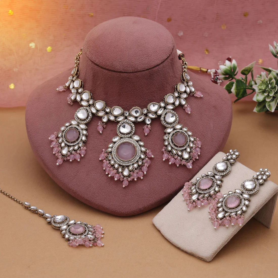 Pink Color Kundan Necklace Set Styled For Modern Traditional Occasions