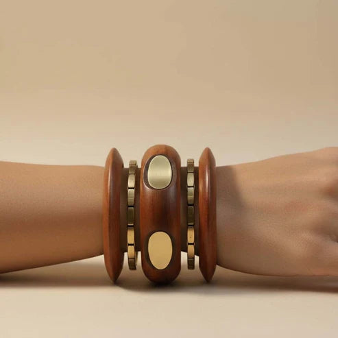 Brown Color Single Hand 1 Set Of Wooden Bangle Size: 2.6