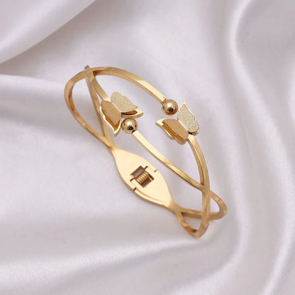 Gold Color Anti Tarnish Bracelet Perfect For Office Wear Festive Looks And Casual Styling
