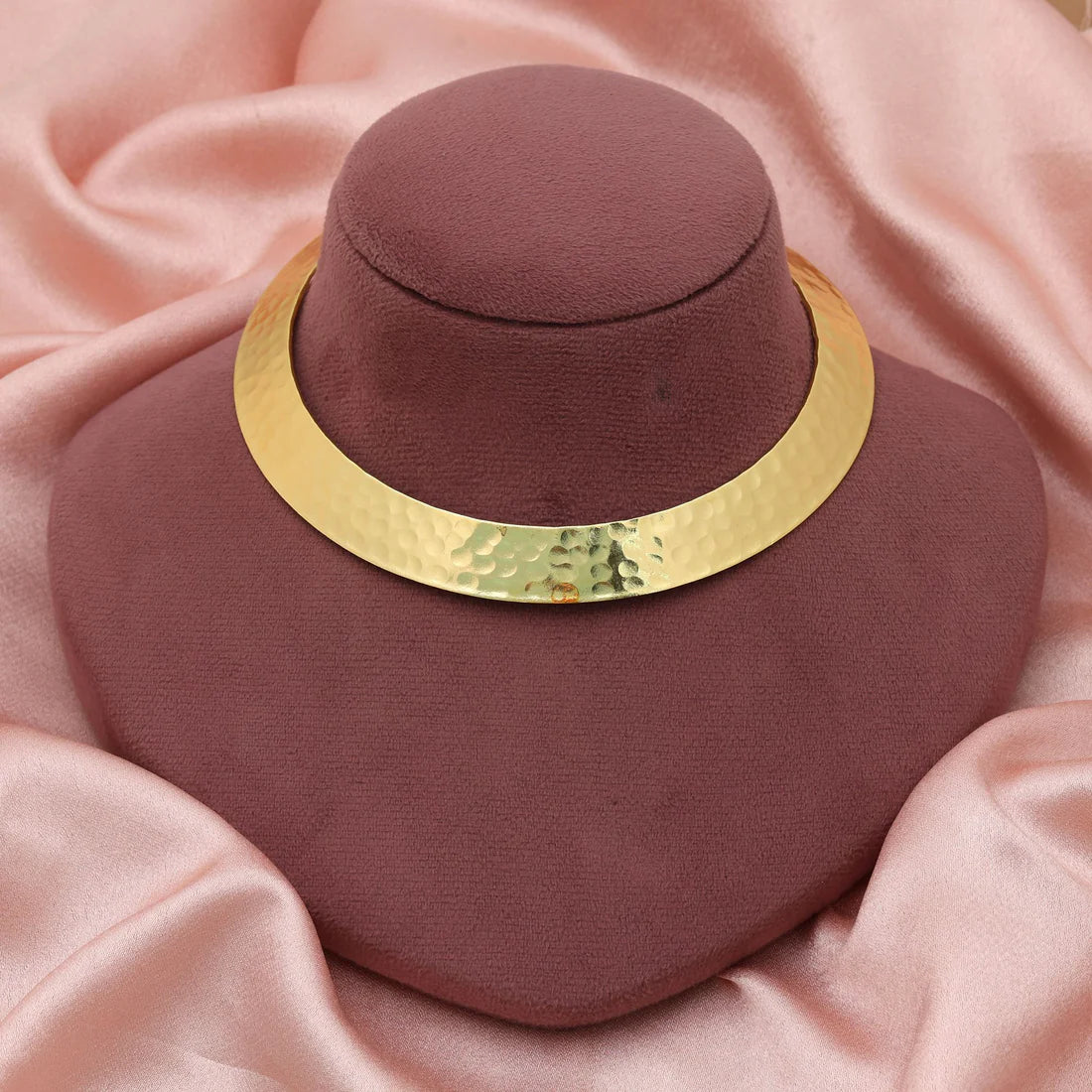 Gold Color Fashion Hansli Necklace Elegant Traditional Rigid Collar Statement Jewelry Design