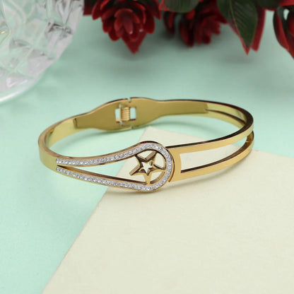 Premium Gold Color Openable American Diamond Bracelet With Stylish Touch For Party Fashion