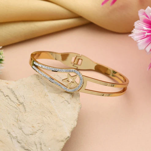 Premium Gold Color Openable American Diamond Bracelet With Stylish Touch For Party Fashion