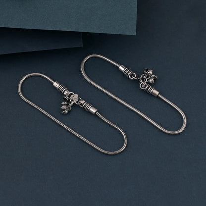 Designer Silver Color Oxidised Anklet With Unique Pattern And Artisanal Touch