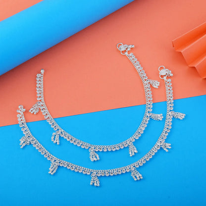 Elegant Silver Color Anklets Designed for Women’s Traditional and Daily Wear Jewelry