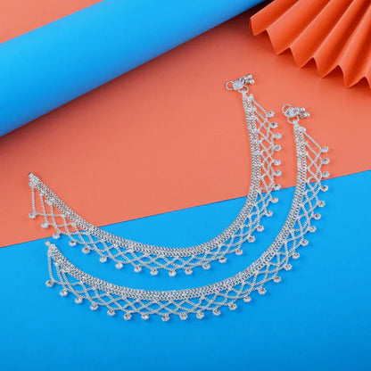 Gorgeous Silver Color Anklets Designed with Premium Handcrafted Jewelry Work for Women