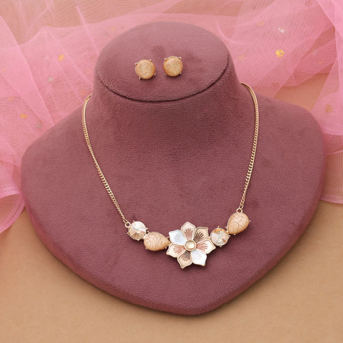 Gold Color Flower Design Anti Tarnish Necklace Set With Premium Classic Floral Styling
