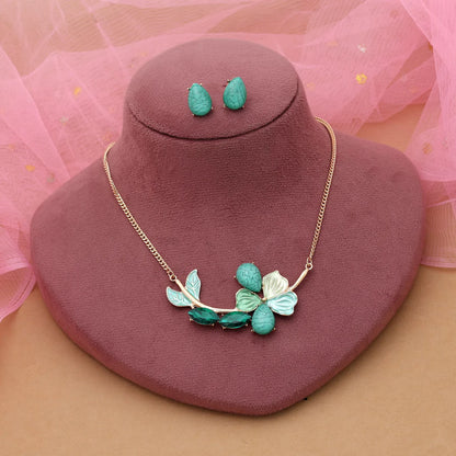 Green Color Flower Design Anti Tarnish Necklace Set With Traditional Festive Elegance