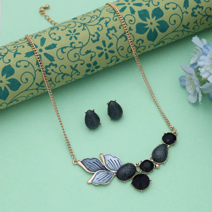 Black Color Anti Tarnish Necklace Set With Bold Minimal Modern Jewelry Finish
