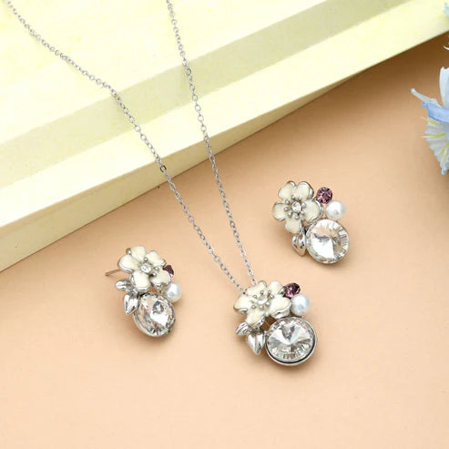 Silver Color Anti Tarnish Necklace Set With Modern Minimal Elegant Jewelry Finish