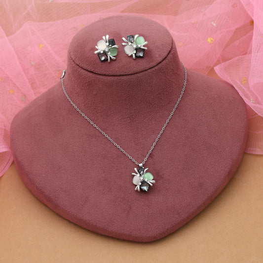 Black Color Anti Tarnish Necklace Set With Bold Minimal Statement Jewelry