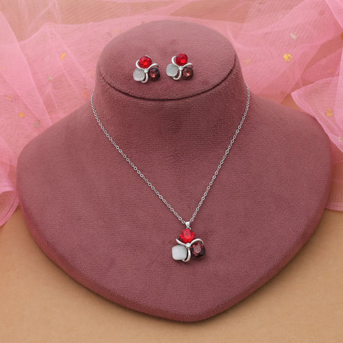 Red Color Anti Tarnish Necklace Set With Bold Festive Wedding Styling