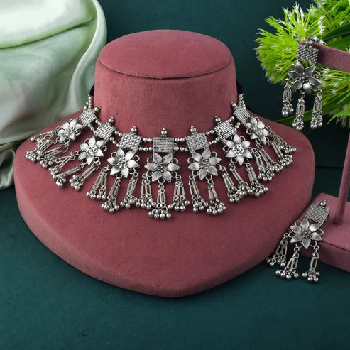 Elegant Silver Color Oxidised Necklace Set With Traditional Boho Detailing