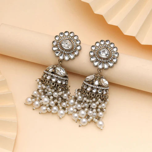 White Color Kundan Earrings Offering Classic Elegance For Ethnic Wear