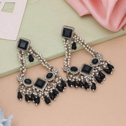 Black Color Kundan Earrings Styled For Modern Ethnic Statement Looks