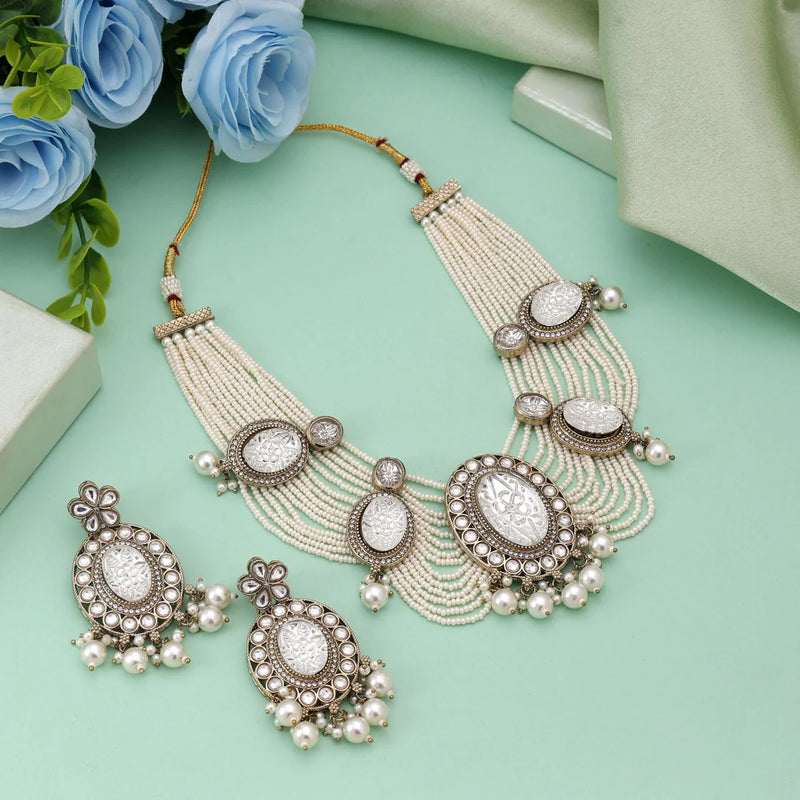 White Color Kundan Necklace Set With Classic Elegance For Traditional Occasions