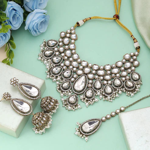 White Color Kundan Necklace Set Offering Timeless Grace For Ethnic Outfits