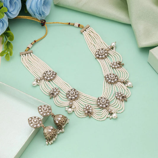 White Color Kundan Necklace Set With Minimal Yet Royal Ethnic Appeal