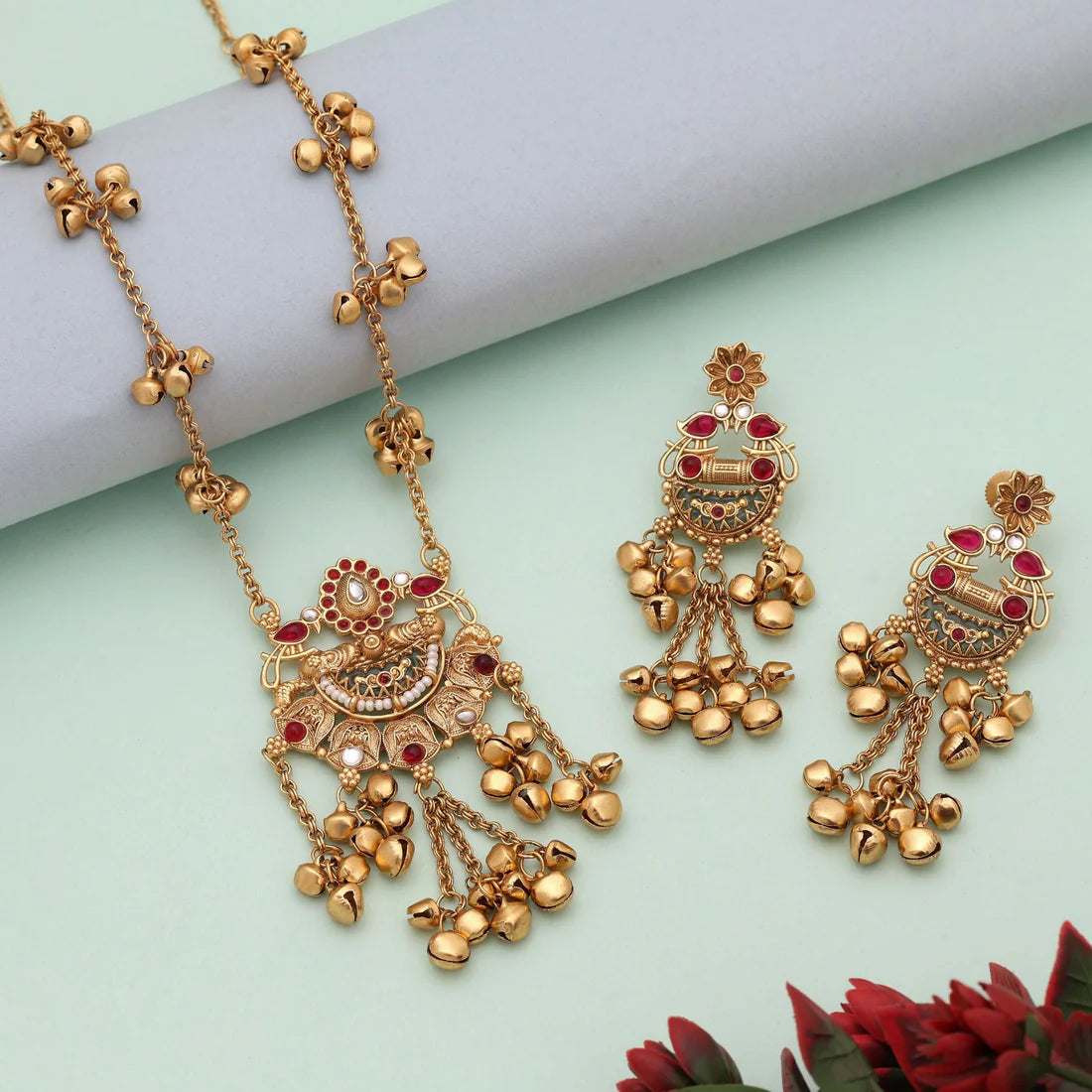 Rani & Grey Color Elegant Ethnic Matte Gold Necklace Set For Women