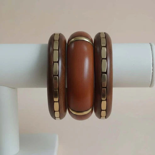 Brown Color Single Hand 1 Set Of Wooden Bangle Size: 2.6