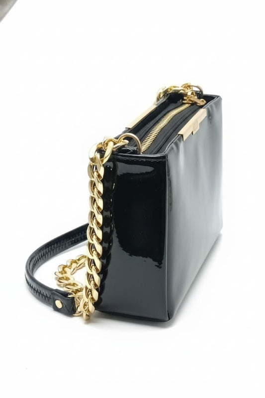 Black color premium daily use handbag