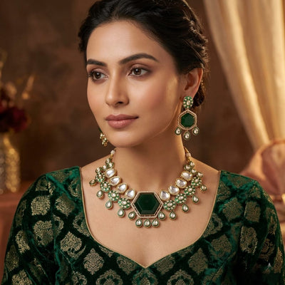 KUNDAN NECKLACE